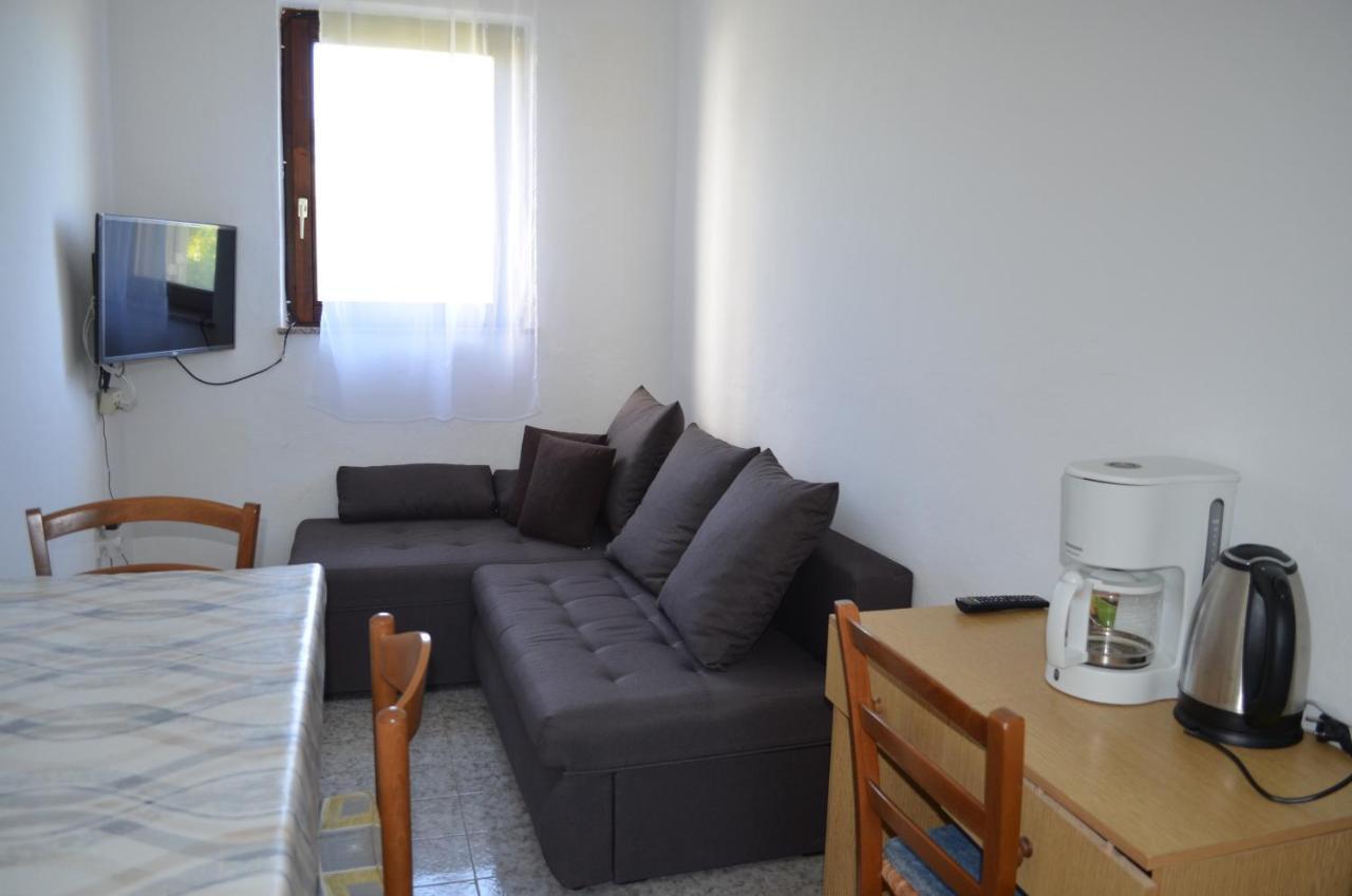 Apartments Aneva Baška Exterior foto